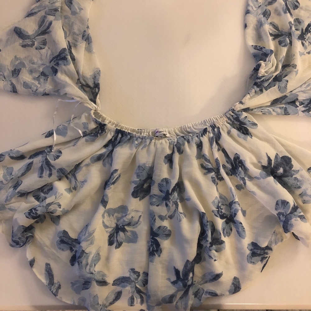 Dainty hooligan off the shoulder blouse
